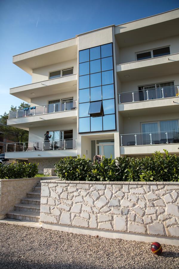 Apartments Sunny Hill ティヴァト エクステリア 写真