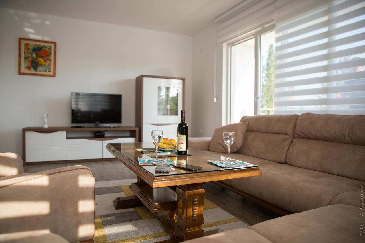 Apartments Sunny Hill ティヴァト エクステリア 写真